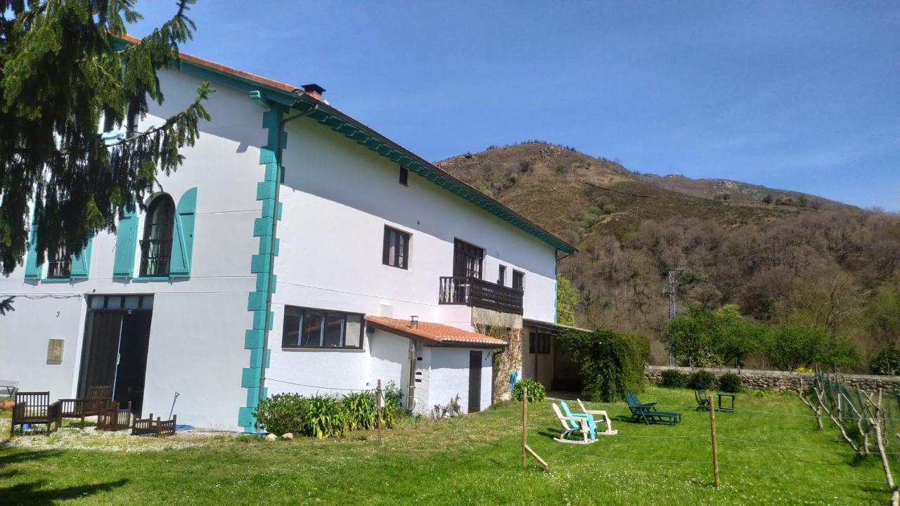 Apartamentos Florinda Ucieda المظهر الخارجي الصورة